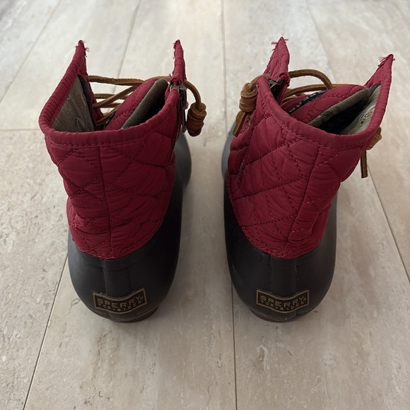 Women's Sperry Saltwater Fisherman Quilted Duck Boots Outdoor Red 8 - Picture 6 of 8